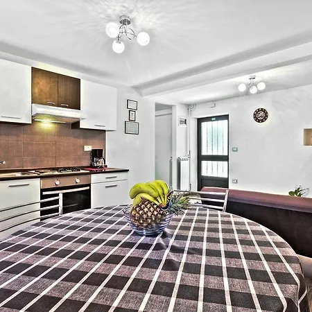 Cici House With Διαμέρισμα *