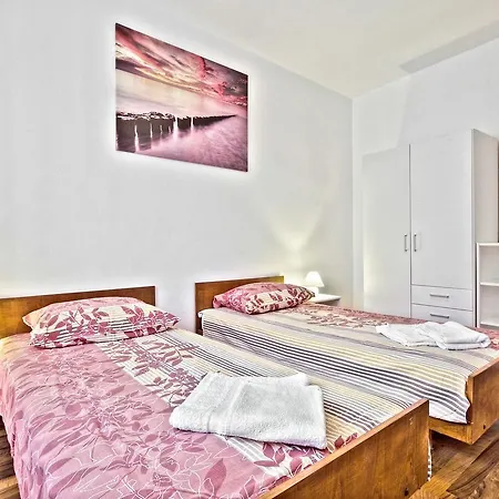 Cici House With * Umag