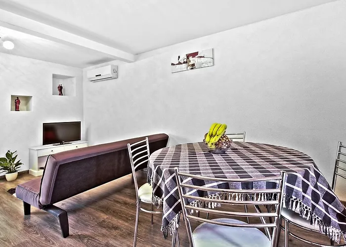 아파트 Cici House With
