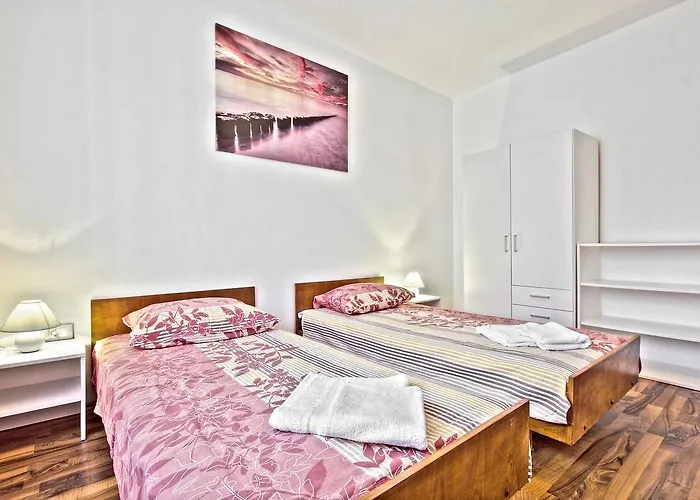 Cici House With * Umag